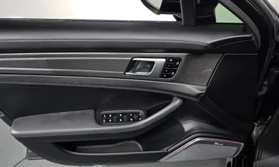 Porsche Panamera 2019, 148121 км, за 51589.36 USD - фото 17