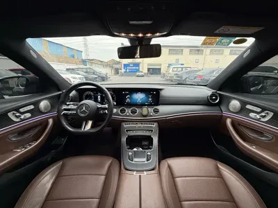 Mercedes-Benz E-Class 2022, 92000 км, за 23248.52 USD