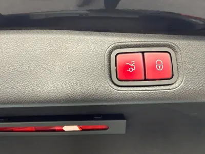 Mercedes-Benz E-Class 2022, 92000 км, за 23248.52 USD - фото 26
