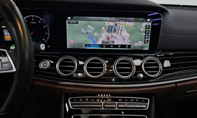 Mercedes-Benz E-Class 2021, 44232 км, за 31241.79 USD - фото 14