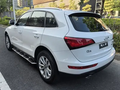 Audi Q5 2014, 157000 км, за 7271.68 USD