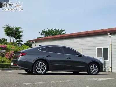 Hyundai Sonata 2020, 104206 км, за 8391.89 USD