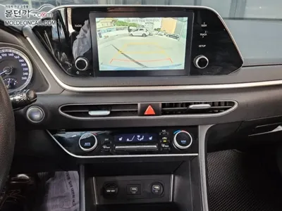 Hyundai Sonata 2020, 104206 км, за 8391.89 USD - фото 9