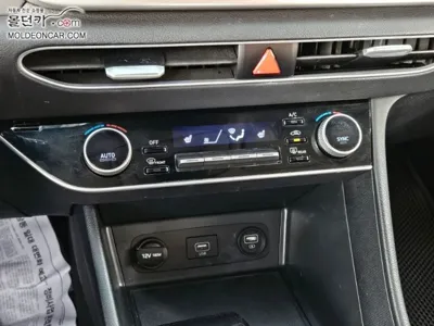 Hyundai Sonata 2020, 104206 км, за 8391.89 USD - фото 14