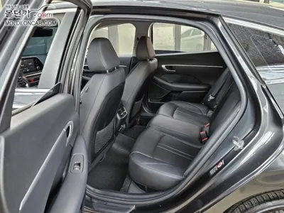 Hyundai Sonata 2020, 104206 км, за 8391.89 USD - фото 16