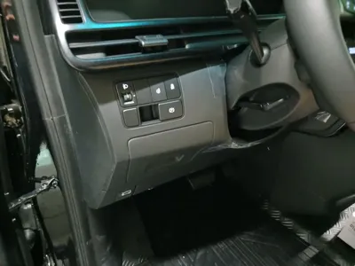 Hyundai Staria 2026, 724 км, за 16253.17 USD - фото 12
