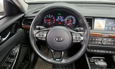Kia K7 2016, 82829 км, за 8007.09 USD - фото 13