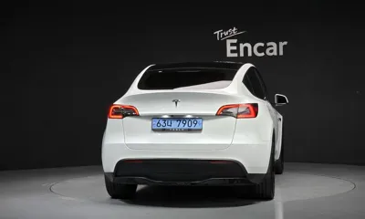 Tesla Model Y 2023, 55357 км, за 24937.64 USD