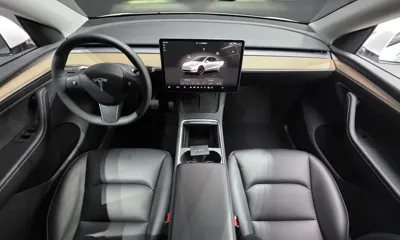 Tesla Model Y 2023, 55357 км, за 24737.89 USD - фото 7