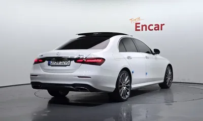 Mercedes-Benz E-Class 2021, 59388 км, за 28675.47 USD