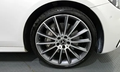 Mercedes-Benz E-Class 2021, 59388 км, за 28675.47 USD