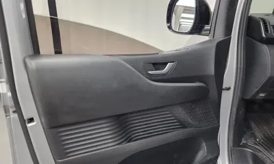 Hyundai Staria 2022, 107397 км, за 13355.06 USD - фото 24