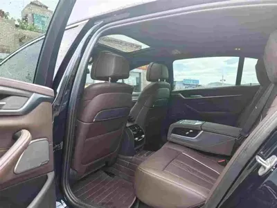 BMW 5 Series 2024, 36500 км, за 40224.51 USD