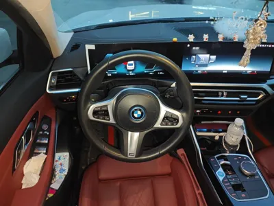 BMW i3 2022, 53400 км, за 20496 USD - фото 11