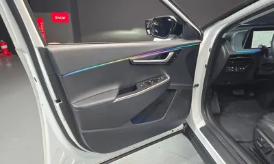 Kia EV6 2022, 88413 км, за 19218.25 USD - фото 24