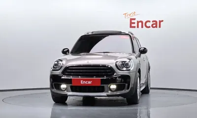 MINI Countryman 2018, 97526 км, за 9124.33 USD