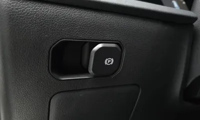KG_Mobility_Ssangyong Torres 2023, 41317 км, за 14846.64 USD - фото 27