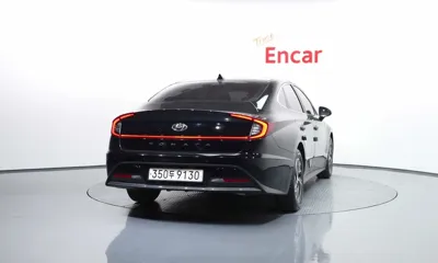 Hyundai Sonata 2023, 63729 км, за 12676.33 USD