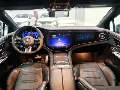 Mercedes-Benz EQE AMG 2023, 10000 км, за 39103.52 USD - фото 8