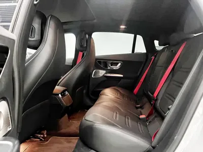 Mercedes-Benz EQE AMG 2023, 10000 км, за 39103.52 USD - фото 9