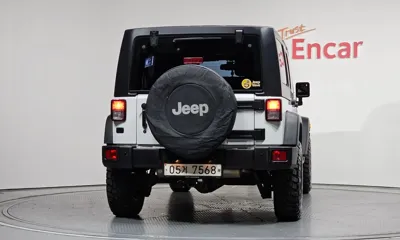Jeep Wrangler 2017, 131706 км, за 13651.43 USD