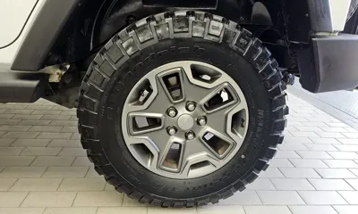 Jeep Wrangler 2017, 131706 км, за 13651.43 USD - фото 21