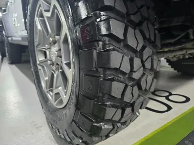 Jeep Wrangler 2017, 131706 км, за 13651.43 USD - фото 29