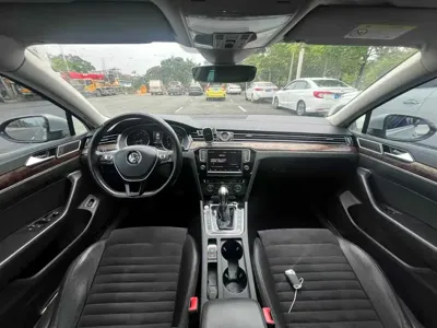 Volkswagen Magotan 2016, 110000 км, за 7504.27 USD - фото 6