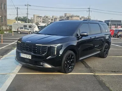 Kia Canival · 2025 год