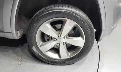 Jeep Cherokee 2014, 146830 км, за 6953.64 USD
