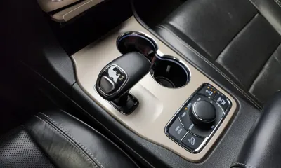 Jeep Cherokee 2014, 146830 км, за 6953.64 USD - фото 9