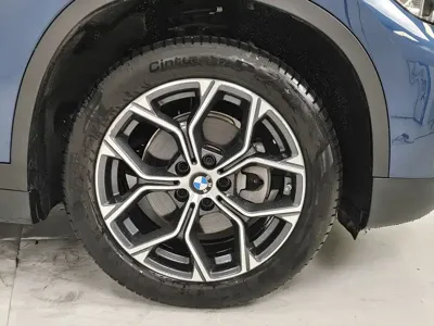 BMW X1 2022, 9000 км, за 27780.51 USD