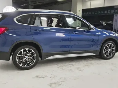 BMW X1 2022, 9000 км, за 27780.51 USD