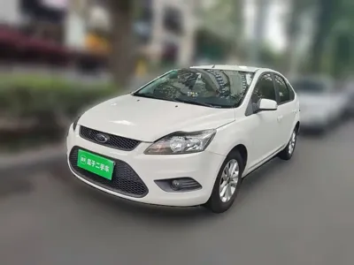 Ford Focus 2016, 79600 км, за 2799.51 USD