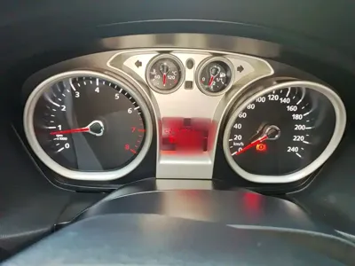 Ford Focus 2016, 79600 км, за 2799.51 USD