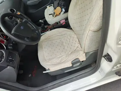 Ford Focus 2016, 79600 км, за 2799.51 USD - фото 8