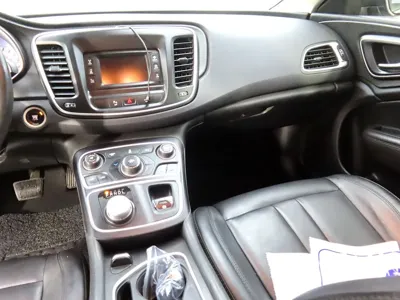 Chrysler 200 2015, 170494 км, за 1831.43 USD - фото 9