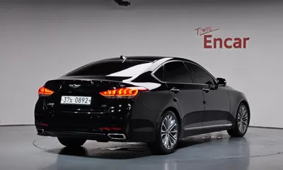 Hyundai Genesis 2016, 82647 км, за 8320.87 USD