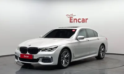 BMW 7-Series · 2017 год