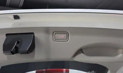 Kia Canival 2019, 132833 км, за 9518.18 USD - фото 17