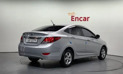 Hyundai Accent 2014, 70812 км, за 3741.63 USD