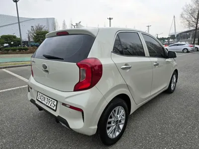 Kia Morning 2021, 40412 км, за 7557.01 USD