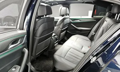 BMW 5-Series 2023, 51255 км, за 24878.56 USD - фото 11