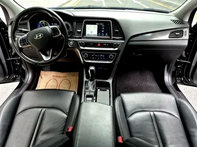 Hyundai Sonata 2018, 148289 км, за 7548.9 USD - фото 13