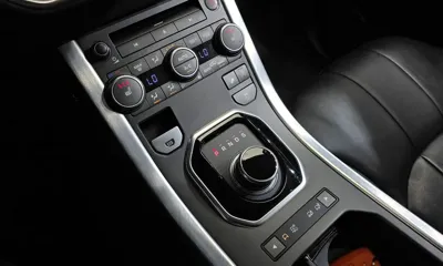 Land Rover Range Rover Evoque 2017, 93107 км, за 8664.83 USD - фото 9