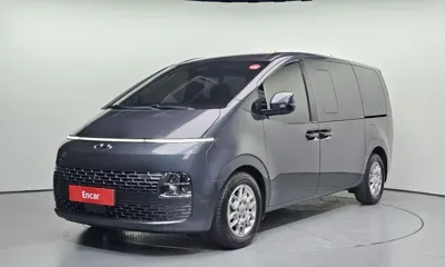 Hyundai Staria · 2023 год