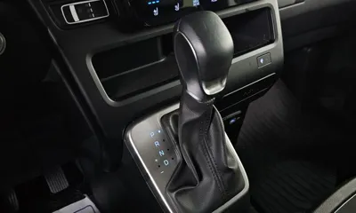 Hyundai Staria 2023, 59820 км, за 16214.1 USD - фото 9