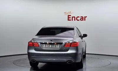 Hyundai Genesis 2011, 119109 км, за 2968.01 USD