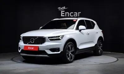 Volvo XC40 · 2022 год