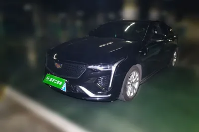 Cadillac CT4 · 2022 год